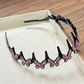 Conjunto de tiara ondulada com cristais - Acessório de cabelo leve, antiderrapante e feminino, com formato ondulado e detalhes em cristais brilhantes, ideal para casamentos e uso diário.
